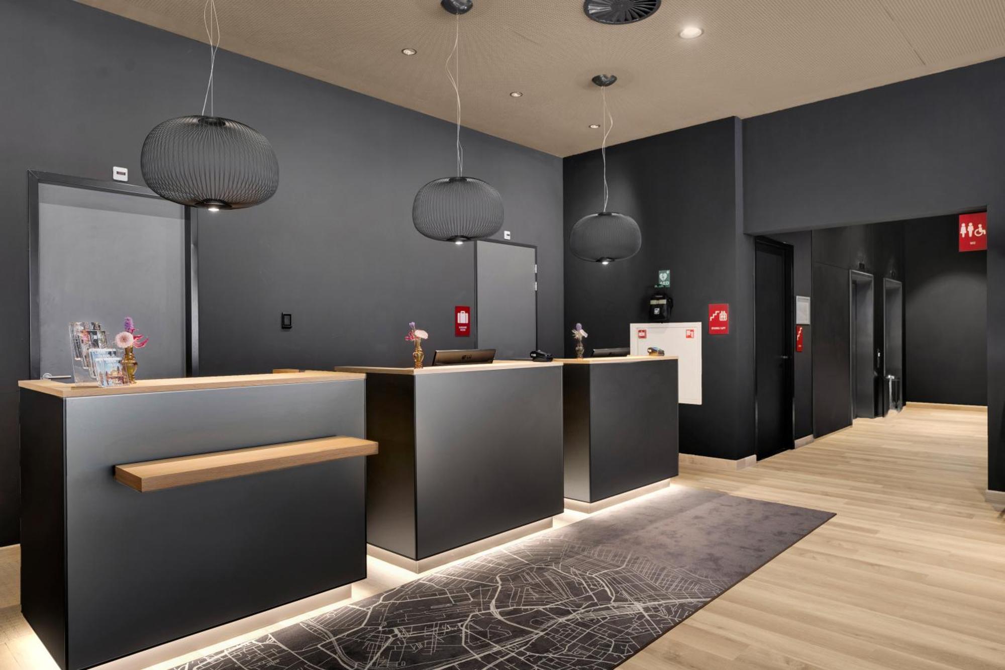 Intercityhotel Leiden Buitenkant foto